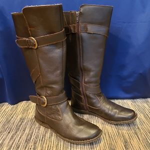 BOC tall brown leather boots